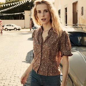 Doen dauphine top in terra garden bloom